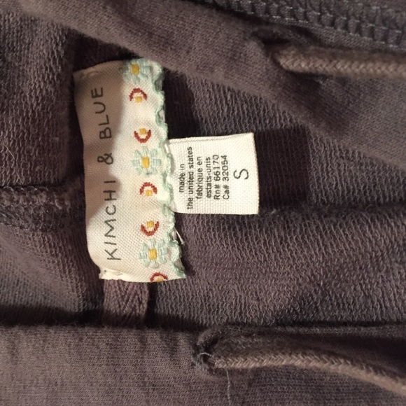 Kimchi Blue awesome hoodie vest w/pockets & zipper - Picture 3 of 4